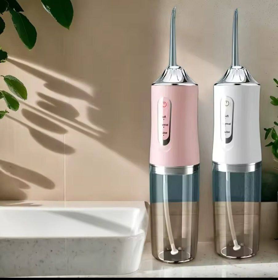 Portable Oral Irrigator