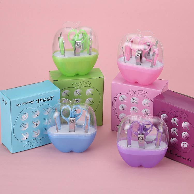 Apple case manicure set