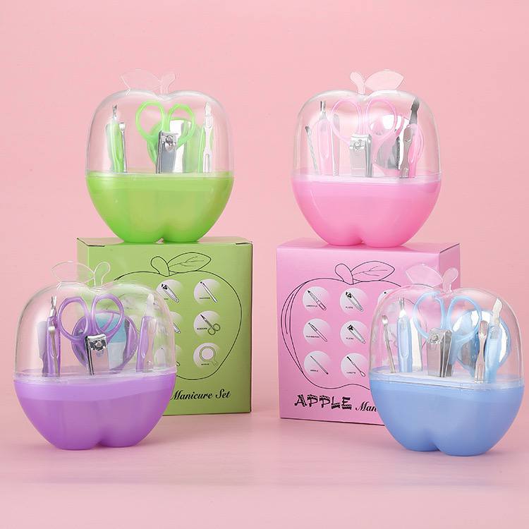 Apple case manicure set