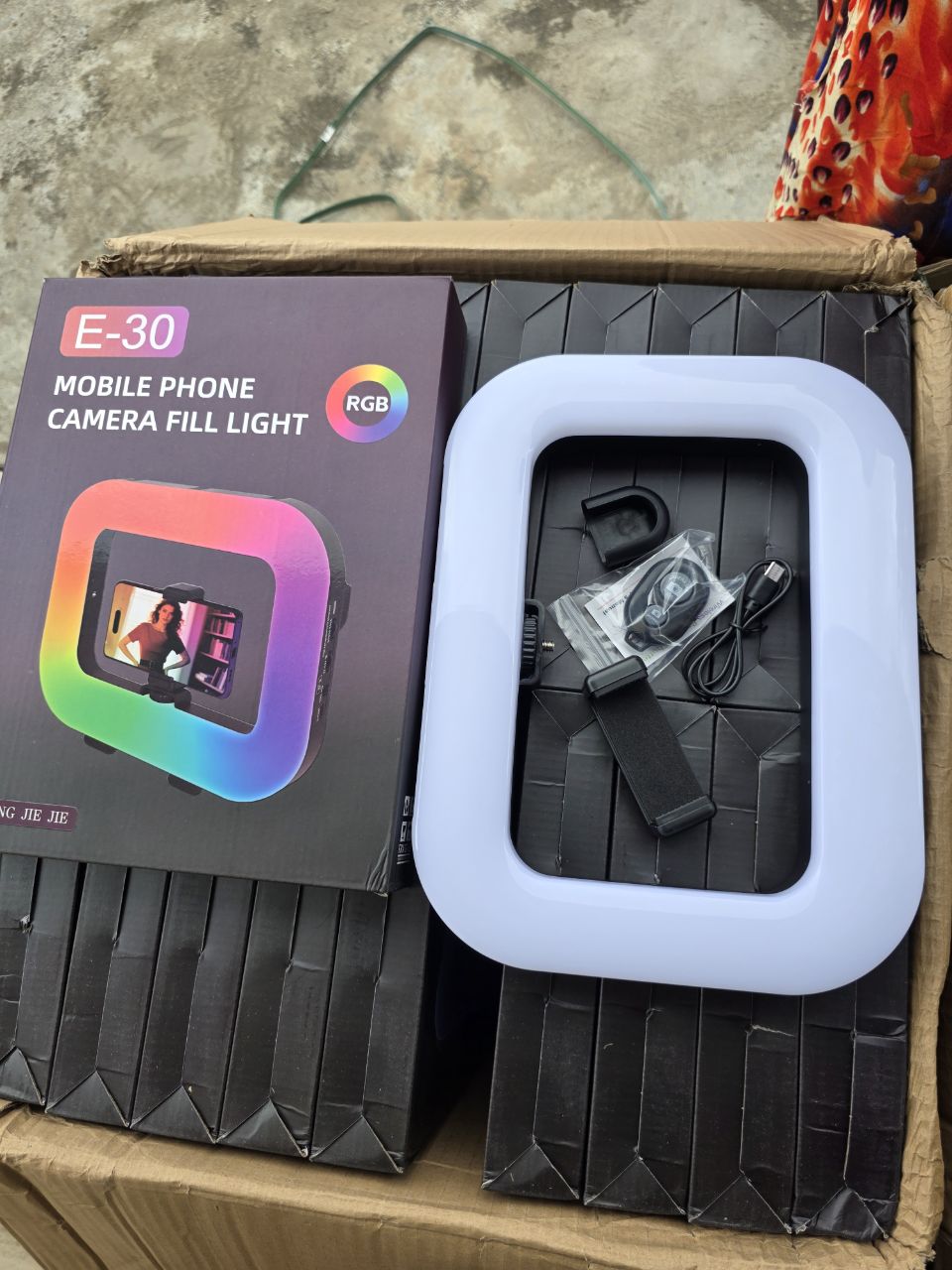 E-30 LED SOFT RING LIGHT (RGB)