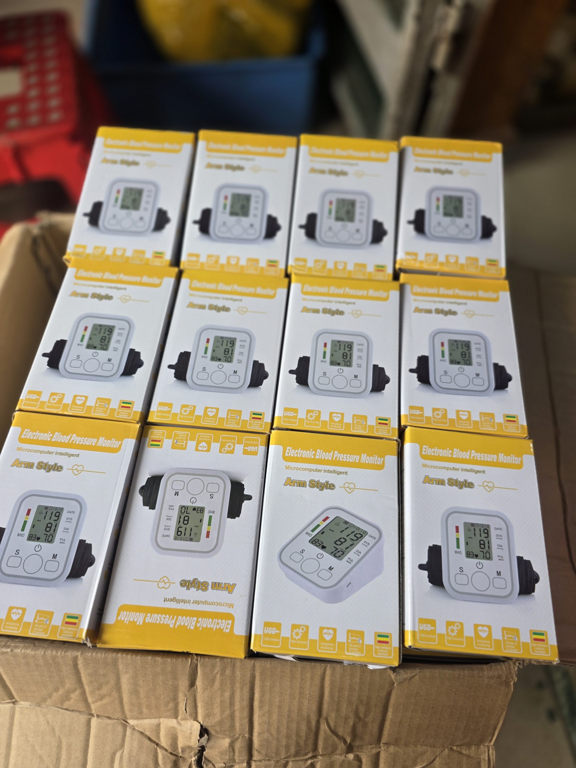 Blood pressure monitor with voice