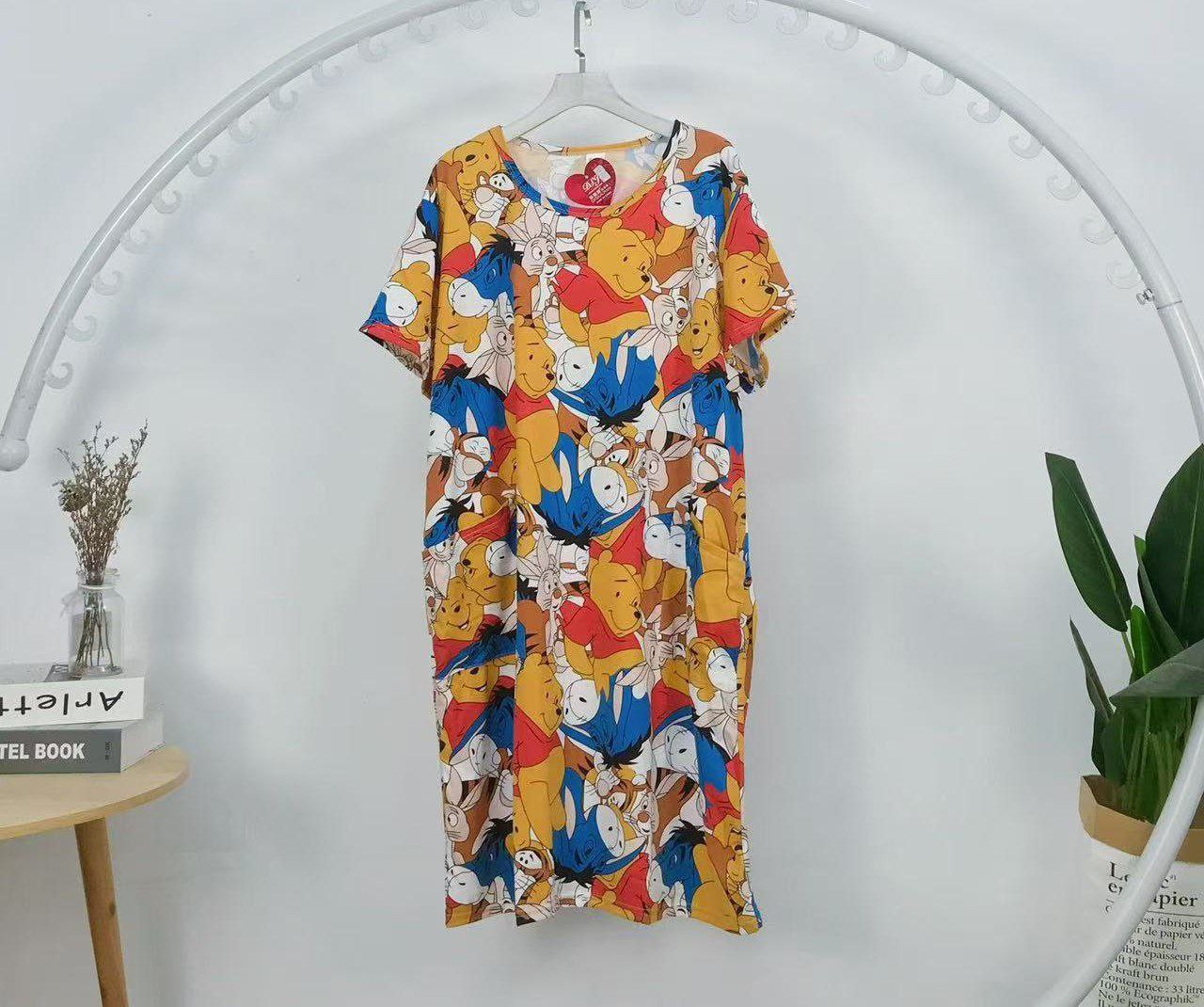 Character plus size night with pocket - Image 4